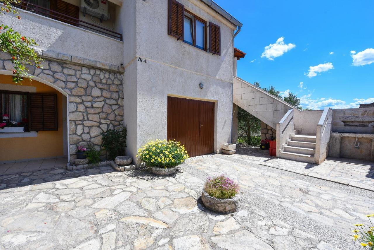 Apartman Magas With Private Pool Vinjerac Esterno foto